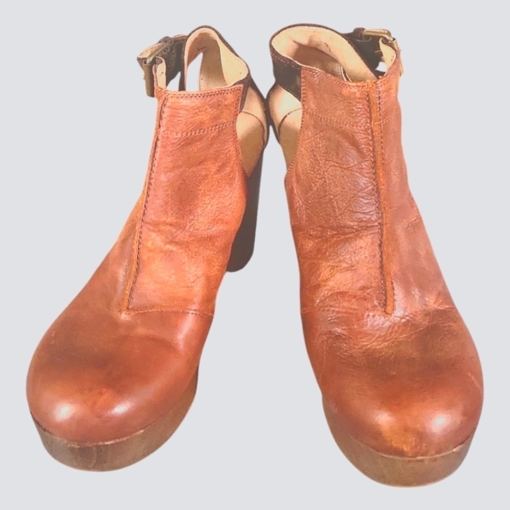 Free People Stylish Brown Leather  Clogs Amber Ankle Boots Made in Spain  Sz 37